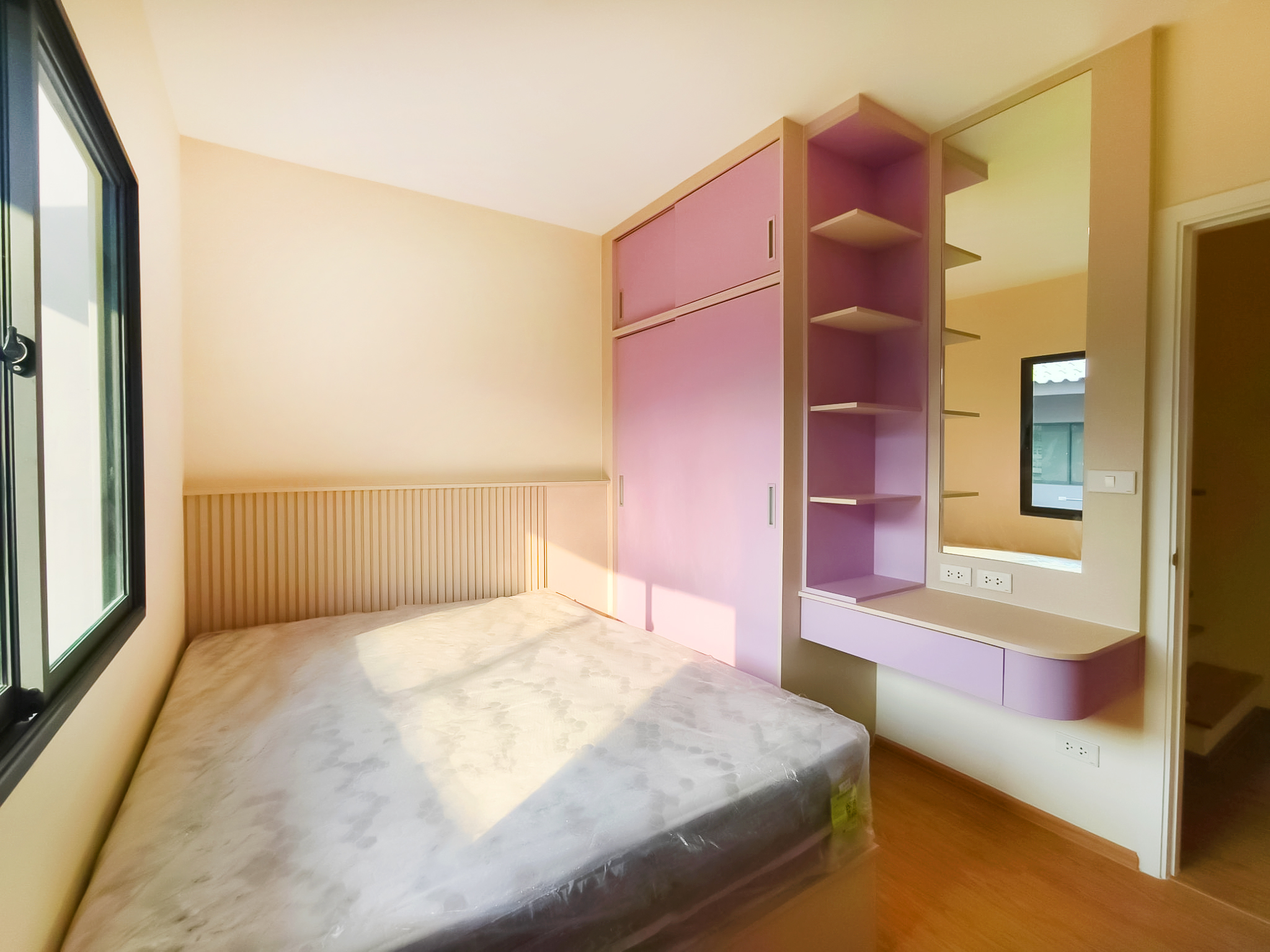 ไอเดีย บิ้วอินห้องนอนเล็ก ให้น่าอยู่ - Built Interior