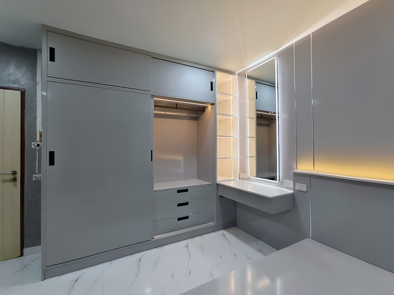 ห้องนอนบิ้วอิน