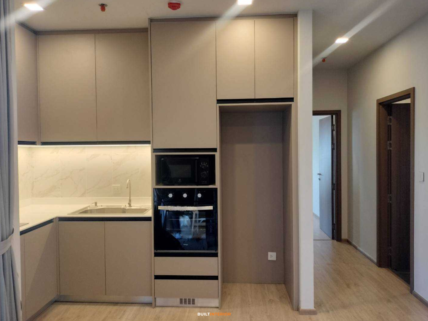 Built-In-Condo-mini3